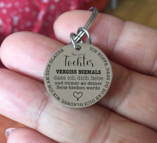 Customer photo review of An meine Tochter - Schlüsselanhänger mit Initial