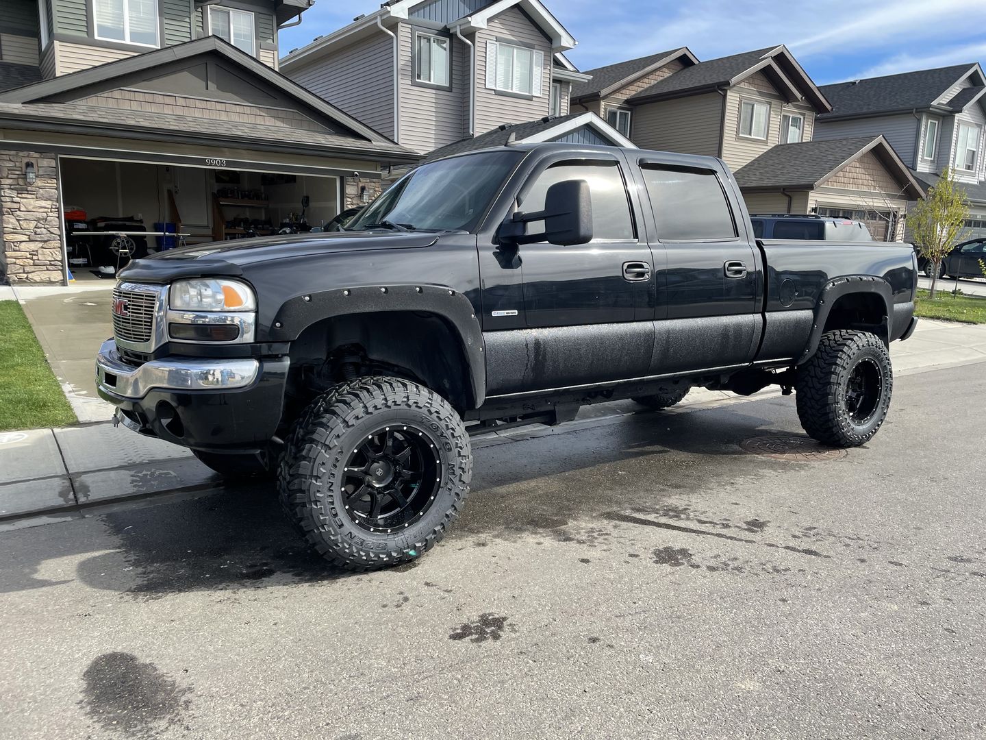 Customer photo review of 2001-2010 Duramax Death Grip Outer Tie Rods (KRTR10)