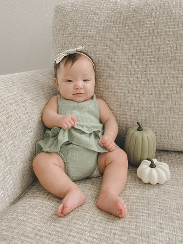 Customer photo review of Aella outfit in light teal