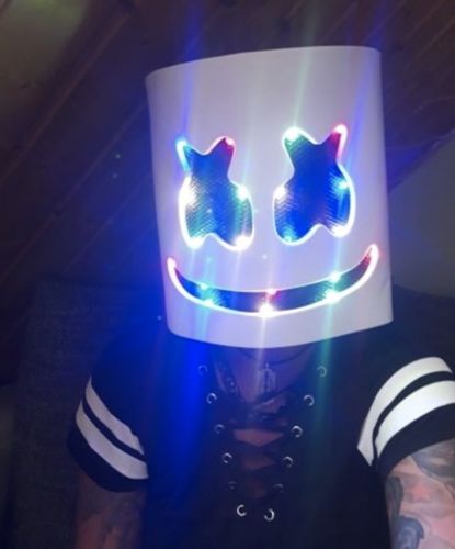 Customer photo review of Marshmello Maske Kinder LED