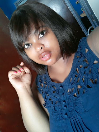 Customer photo review of NALEDI - Brazilian Fringe Bob