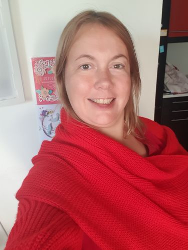 Customer photo review of Écharpe Frileuse 6 en 1 avec manches