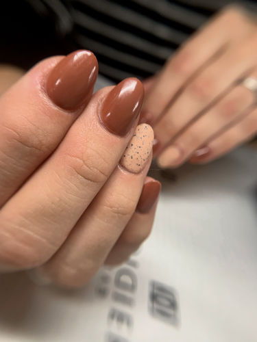 Customer photo review of Gel polish Studios Didier  all about You  8ml