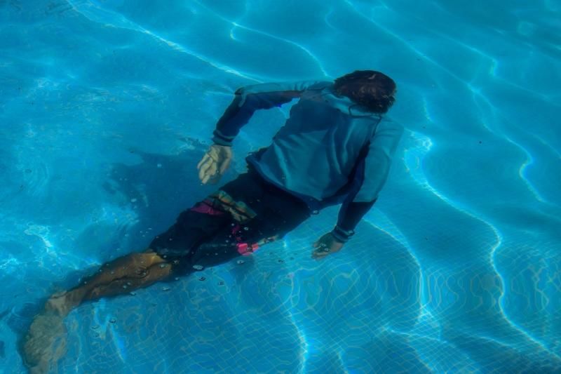 Customer photo review of Neoprene Jacket Hoodie Windbreaker Unisex | Aqua