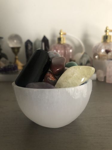 Customer photo review of Mini Selenite (Satin Spar) Bowl