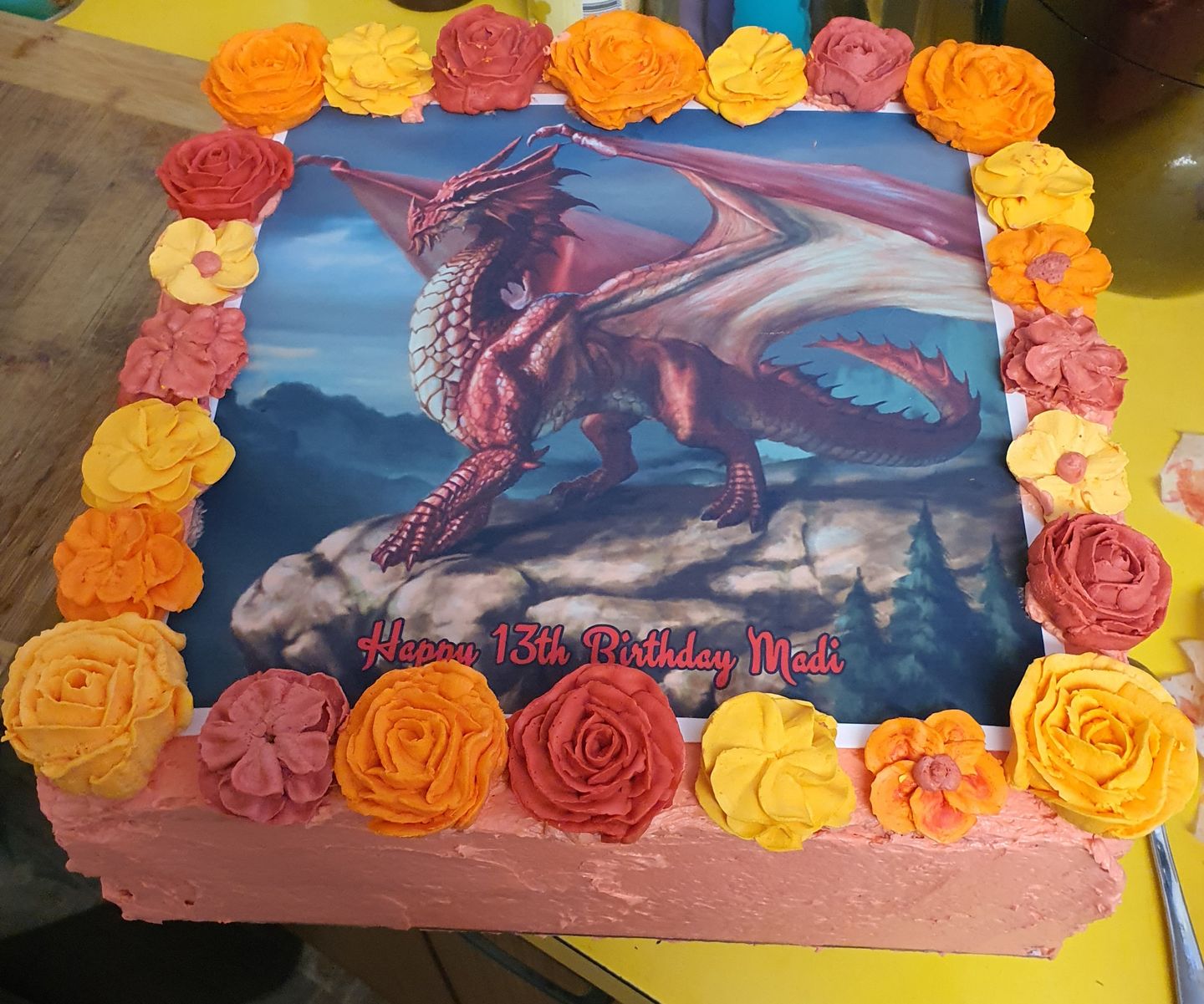 Customer photo review of 25cm x 25cm Square Custom Edible Icing Image