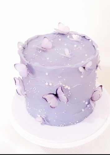 Customer photo review of Purple Edible Wafer Butterflies - Mix sizes - 24pcs