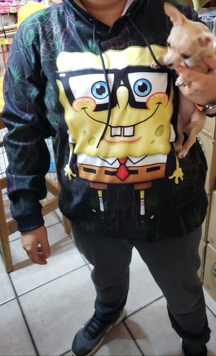 Customer photo review of Sudadera Bob Esponja Lentes