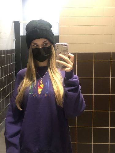 Customer photo review of Vintage 90's Winnie The Pooh Sweatshirt Size XL Fits Large