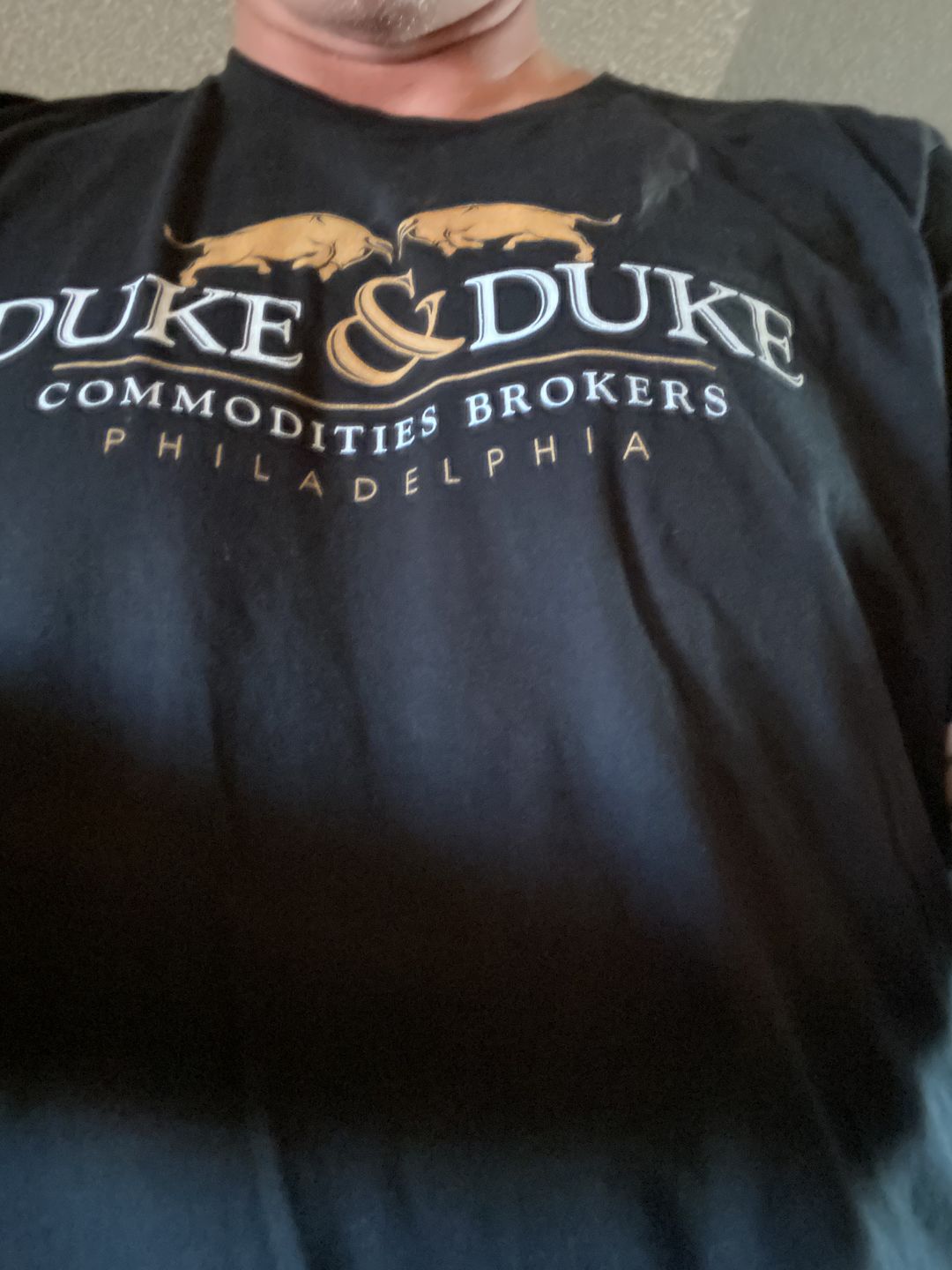 Customer photo review of Duke & Duke Men's/Unisex Super Soft Tee