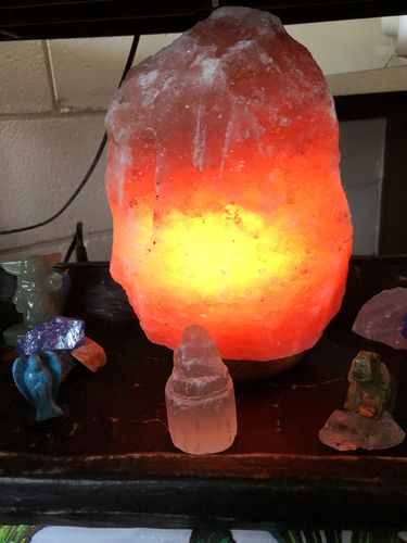 Customer photo review of Original Himalayan Salt Lamp (Medium)
