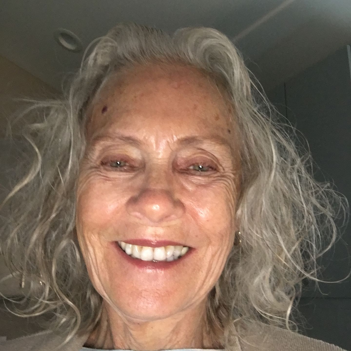 Customer photo review of Labradorite Crystal Bracelet for a Positive Change in Your Life