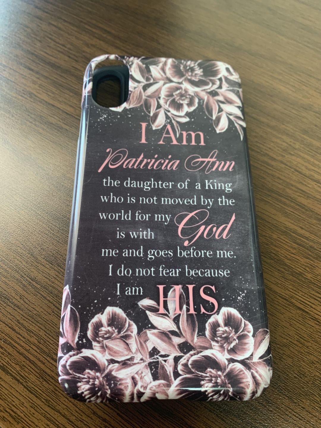 Customer photo review of I am the daughter of a King personalized name iPhone case | Christian gifts