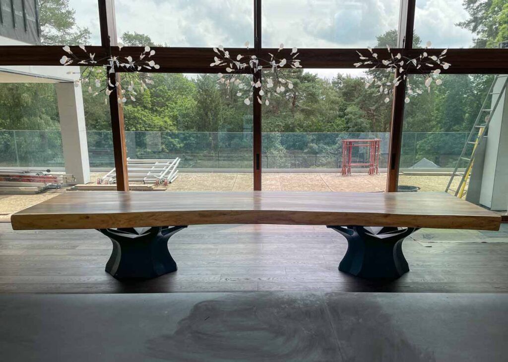 Customer photo review of Table Base | Pedestal Table Base,  Furniture Base, Flowyline Metal Design | 303 Namu