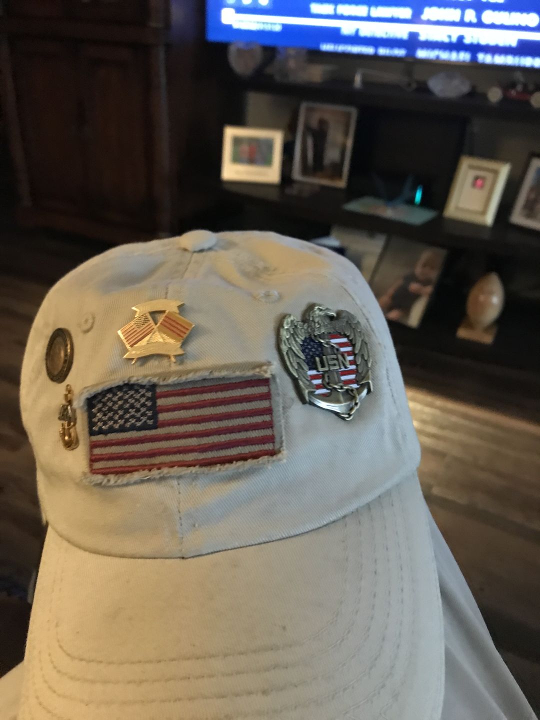 Customer photo review of US Navy Lapel Pin Bundle (5pcs)