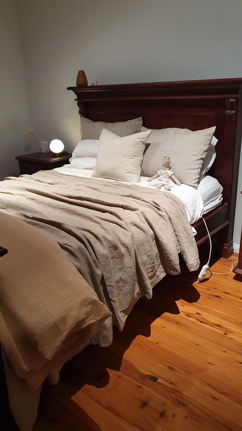 Customer photo review of Heavy Irish Linen Blanket 220cm x 260cm