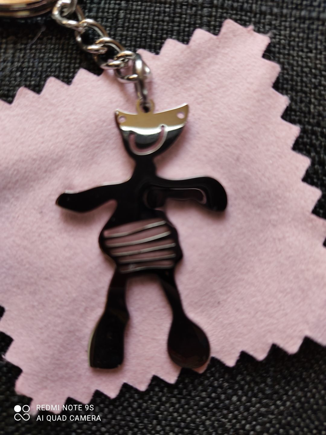Customer photo review of Children's Drawing As A Necklace Or Pendant