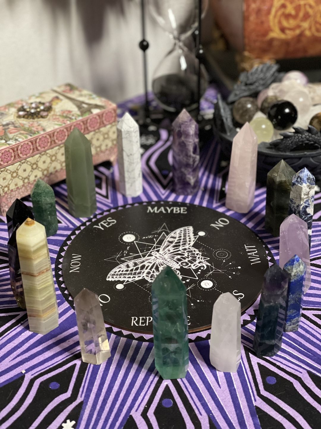 Customer photo review of 45 Crystal Super Pack - 16 Points, 9 Spheres & 20 Quartz Shards