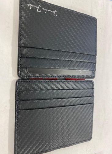 Customer photo review of Flap Boy Slim - Magic Wallet without Coin Pocket