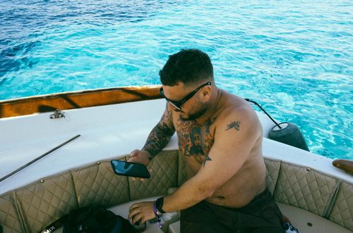 Customer photo review of Blanco - White