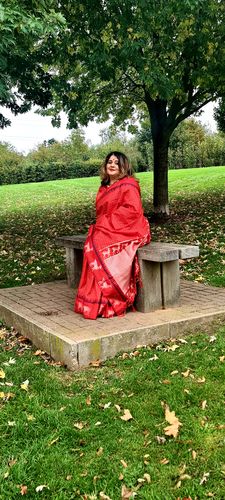 Customer photo review of RED DESIRE WOVEN JAQUARD CHECKS SOUTH SILK SAREE