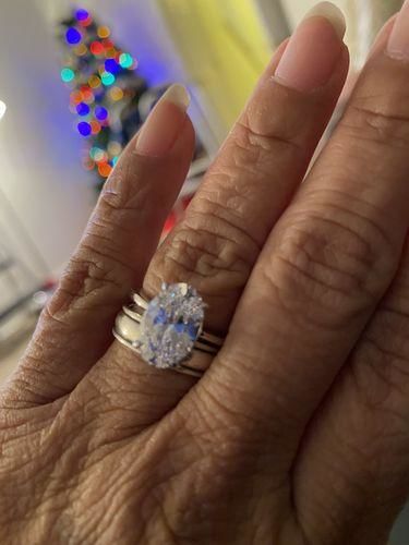 Customer photo review of S925 3.5 Carat Oval Cut Hidden Halo Engagement Ring In Sterling Silver Daily Wearable Ring