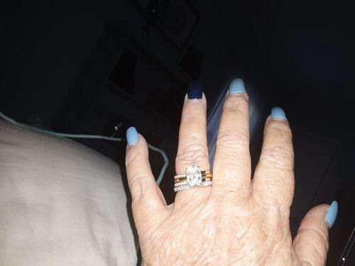 Customer photo review of S925 3.5 Carat Oval Cut Hidden Halo Engagement Ring In Sterling Silver Daily Wearable Ring
