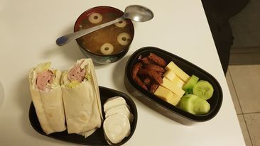 Customer photo review of Fukuro Bento Box | Light