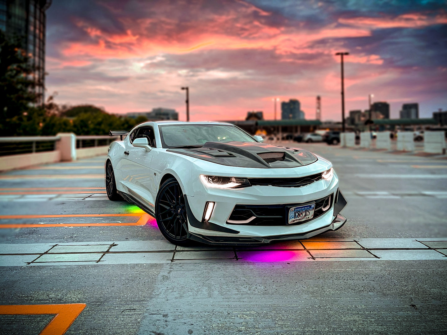 Customer photo review of 2016-2020 Chevy Camaro Terminator Full Carbon Fiber Hood