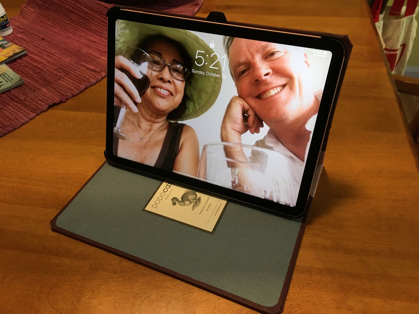 Customer photo review of Custom Case iPad Air 10.9 (2020/4th Gen)