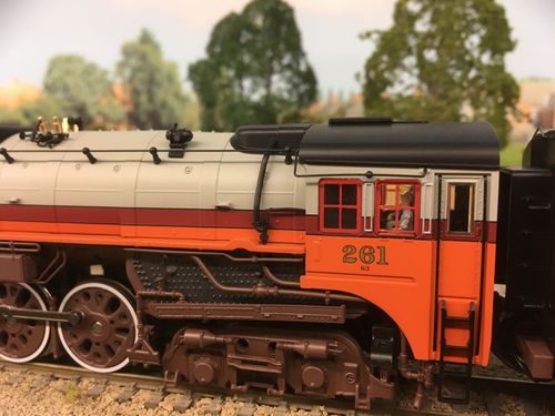 Customer photo review of BLI 6495 MILW S3 4-8-4, #261, 1935 Hiawatha Fantasy Scheme, Paragon4 Sound/DC/DCC, Smoke, HO