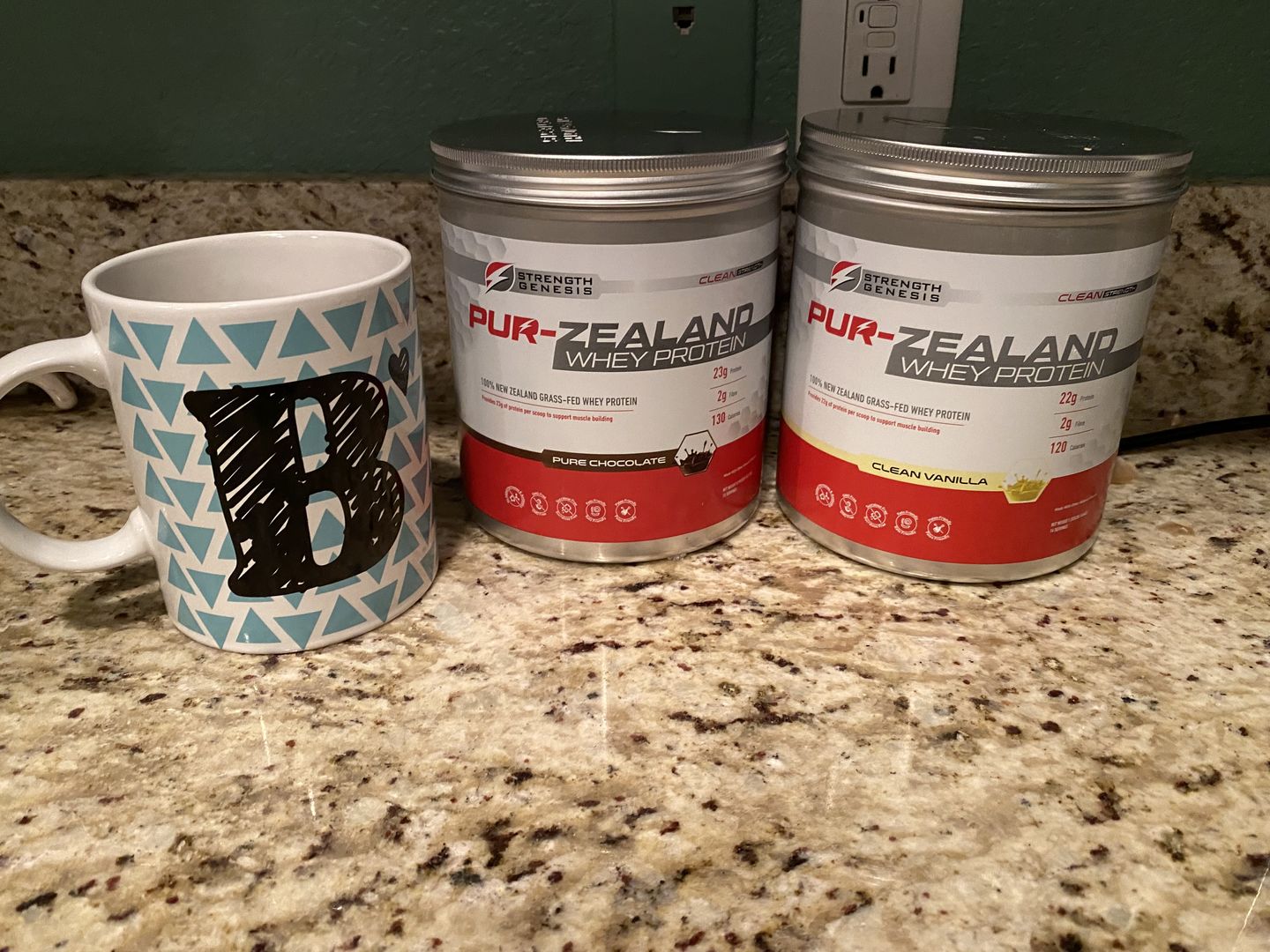 Customer photo review of Strength Genesis 100% Pur Zealander Grass-Fed Whey Protein