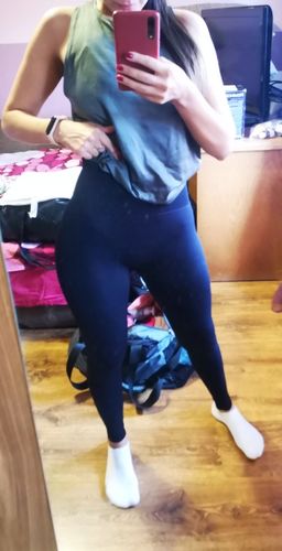 Customer photo review of Push-up & Anti-cellulite Leggings | DARK GREEN