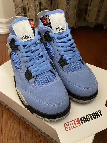 Customer photo review of Air Jordan 4 Retro 'University Blue'