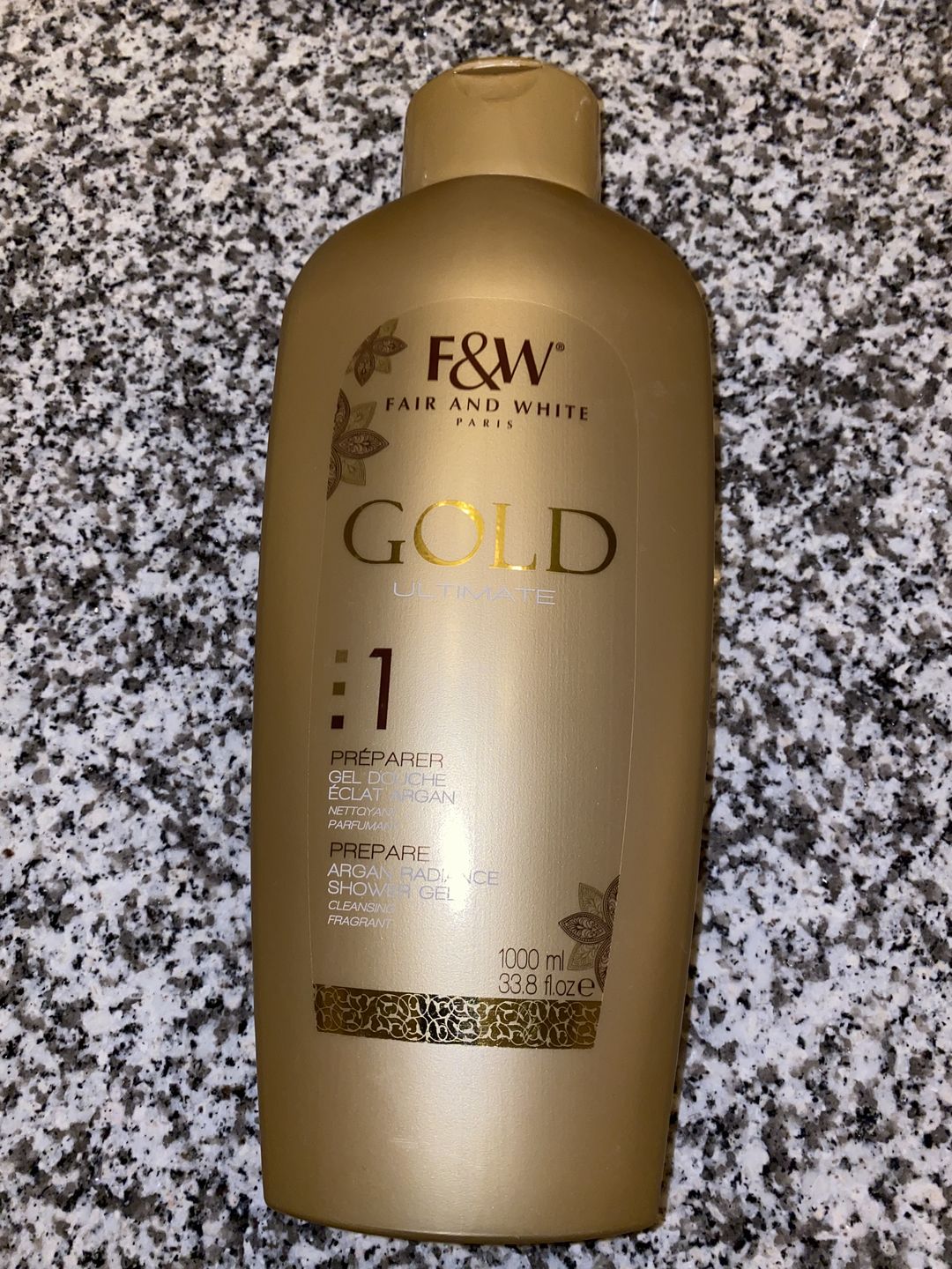 Customer photo review of Fair and White 1: Gold Argan Shower Gel 1000ml / 33.81 fl Oz