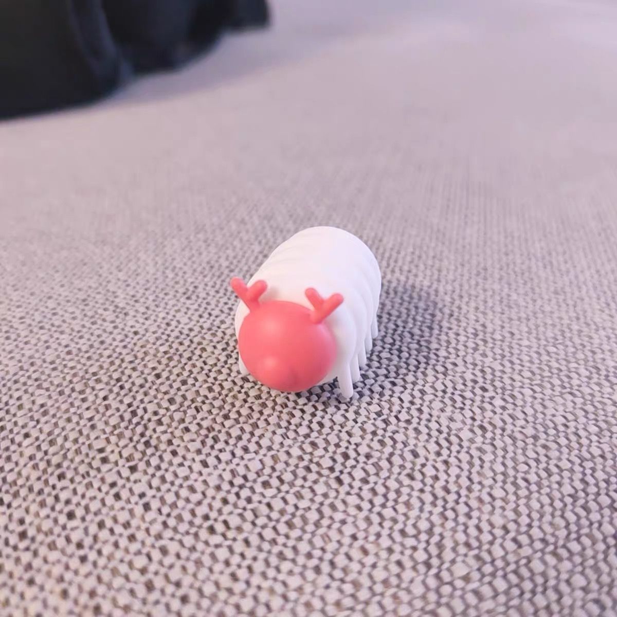 Customer photo review of Mayitwill Little Snow Monster Automatic Cat Toy