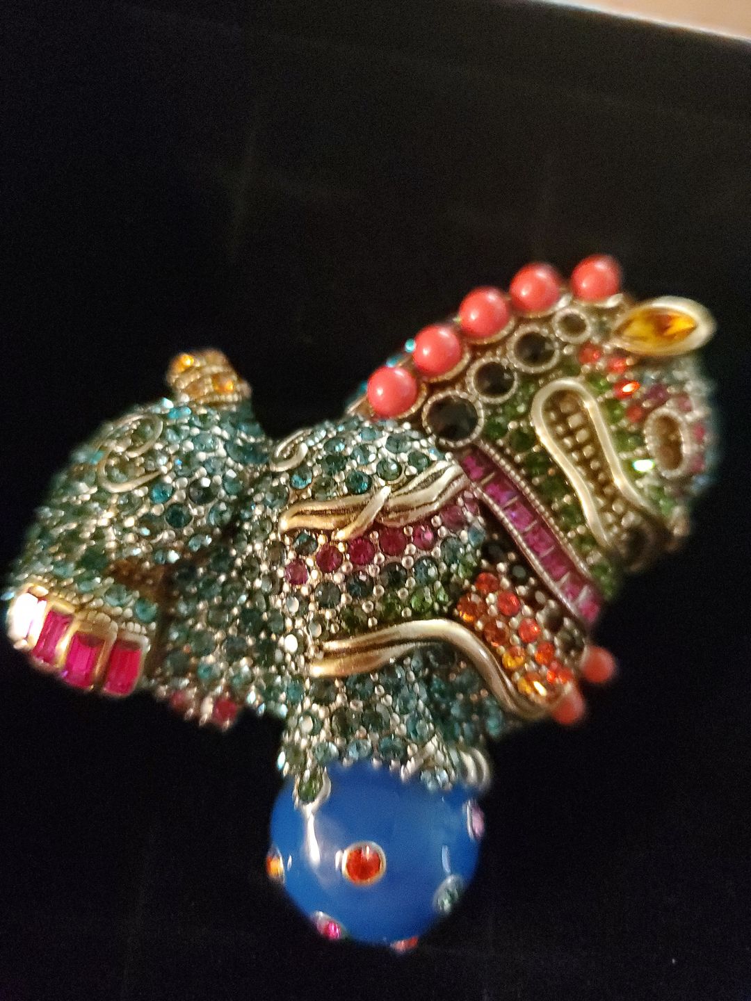 Customer photo review of HEIDI DAUS® "Fu Dog" Enamel Beaded Crystal Dog Pin