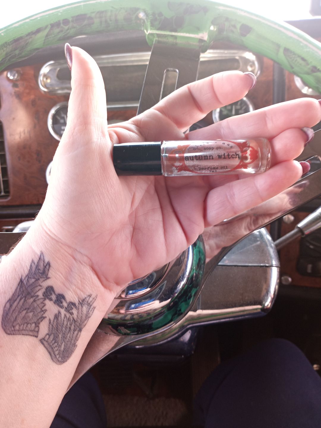 Customer photo review of Autumn Witch Vegan Perfume Oil
