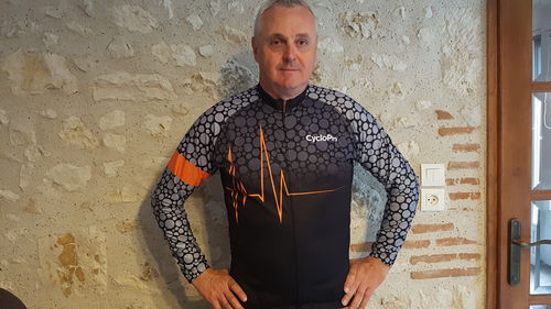 Avis photo d'un client sur MAILLOT LONG DE CYCLISME ORANGE - AUTOMNE - PULSATION+