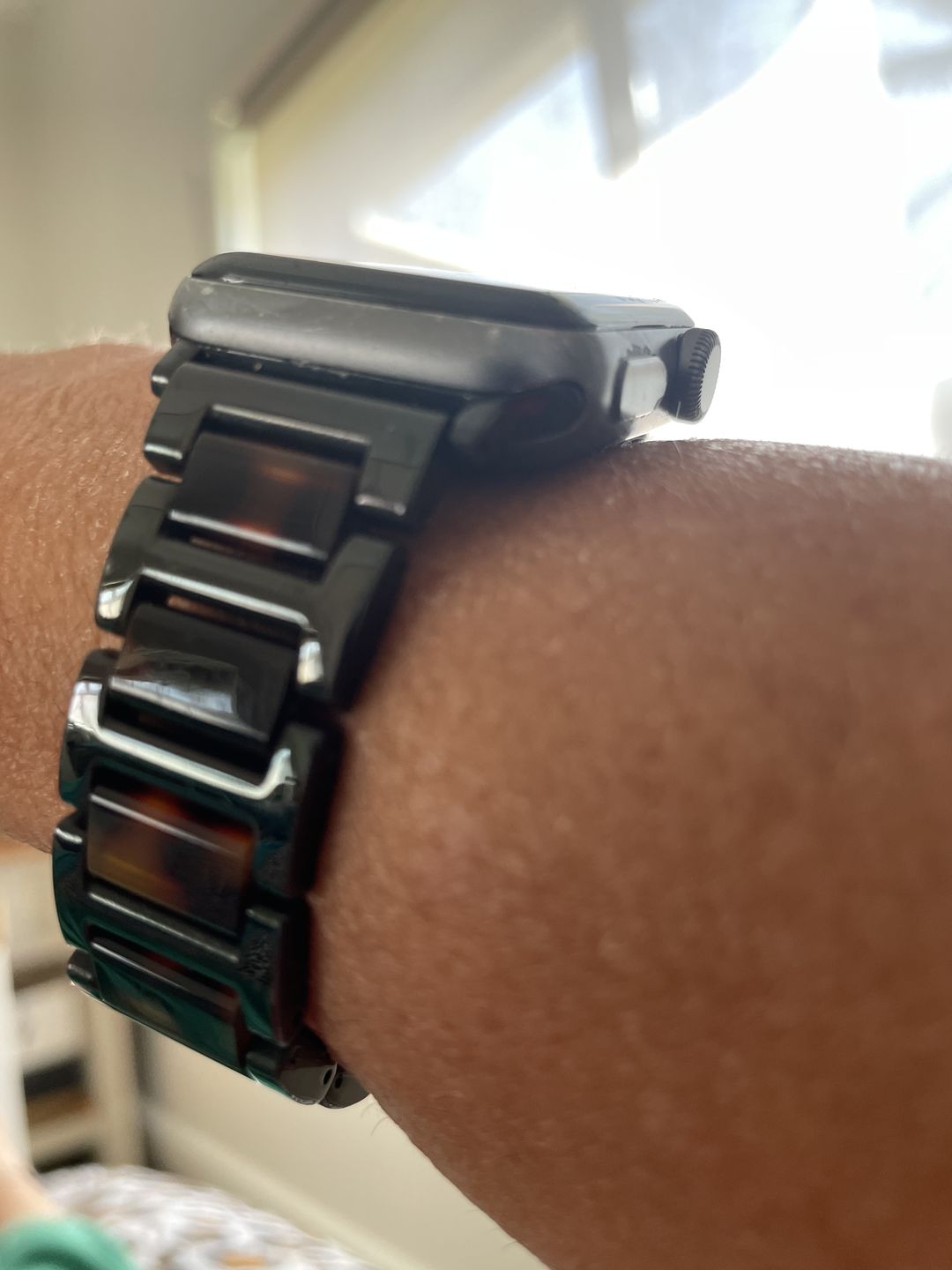 Customer photo review of Aura Metal Band (11 Colours)