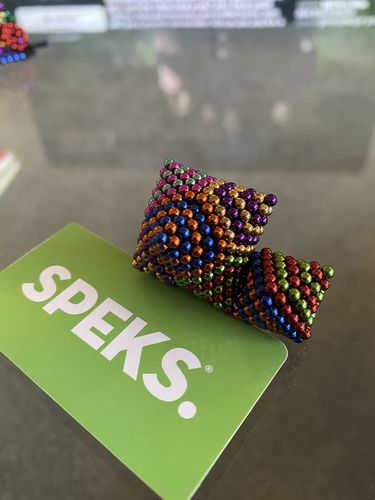 Customer photo review of SPEKS SPECTRUM RAINBOW Magnetic balls