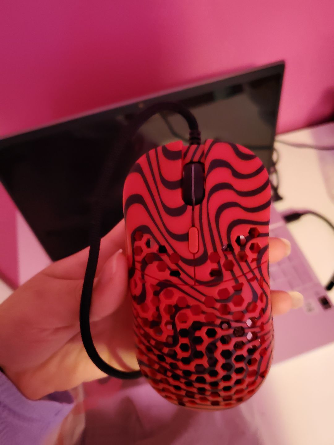 Customer photo review of Ghost M1 - PEWDIEPIE Gaming Mouse