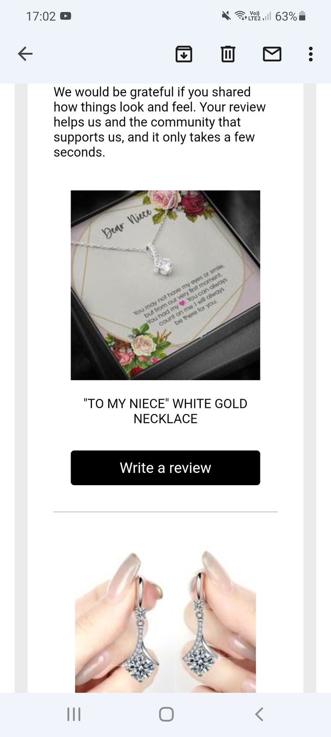 Customer photo review of "TO MY NIECE" WHITE GOLD NECKLACE