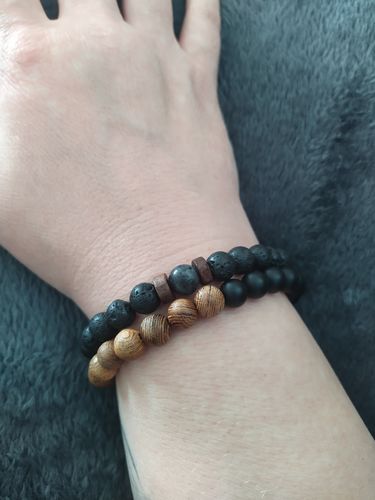 Customer photo review of Vulkanstein Armband