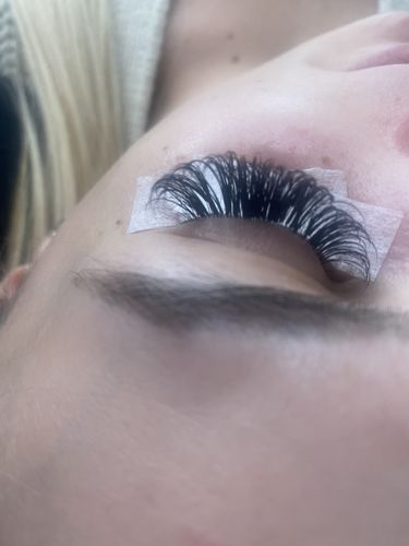 Customer photo review of Lash Extensions Sealant