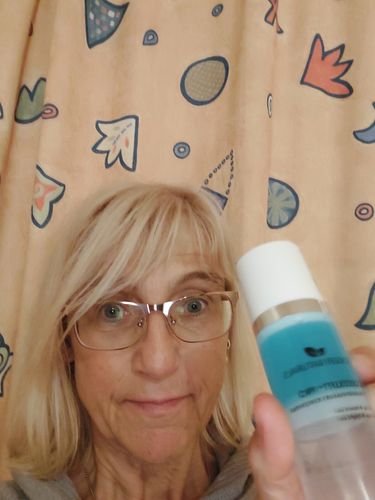 Customer photo review of Hochkonzentriertes Hyaluronsäure Tag & Nacht Gel, Quicklift Pro | 50 ml