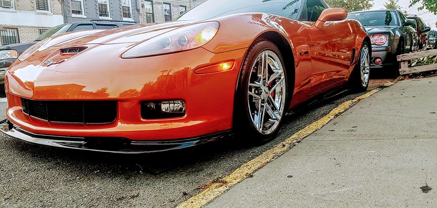 Customer photo review of Corvette C6 Grand Sport / Z06 / ZR1  Side Skirts Rocker Panels