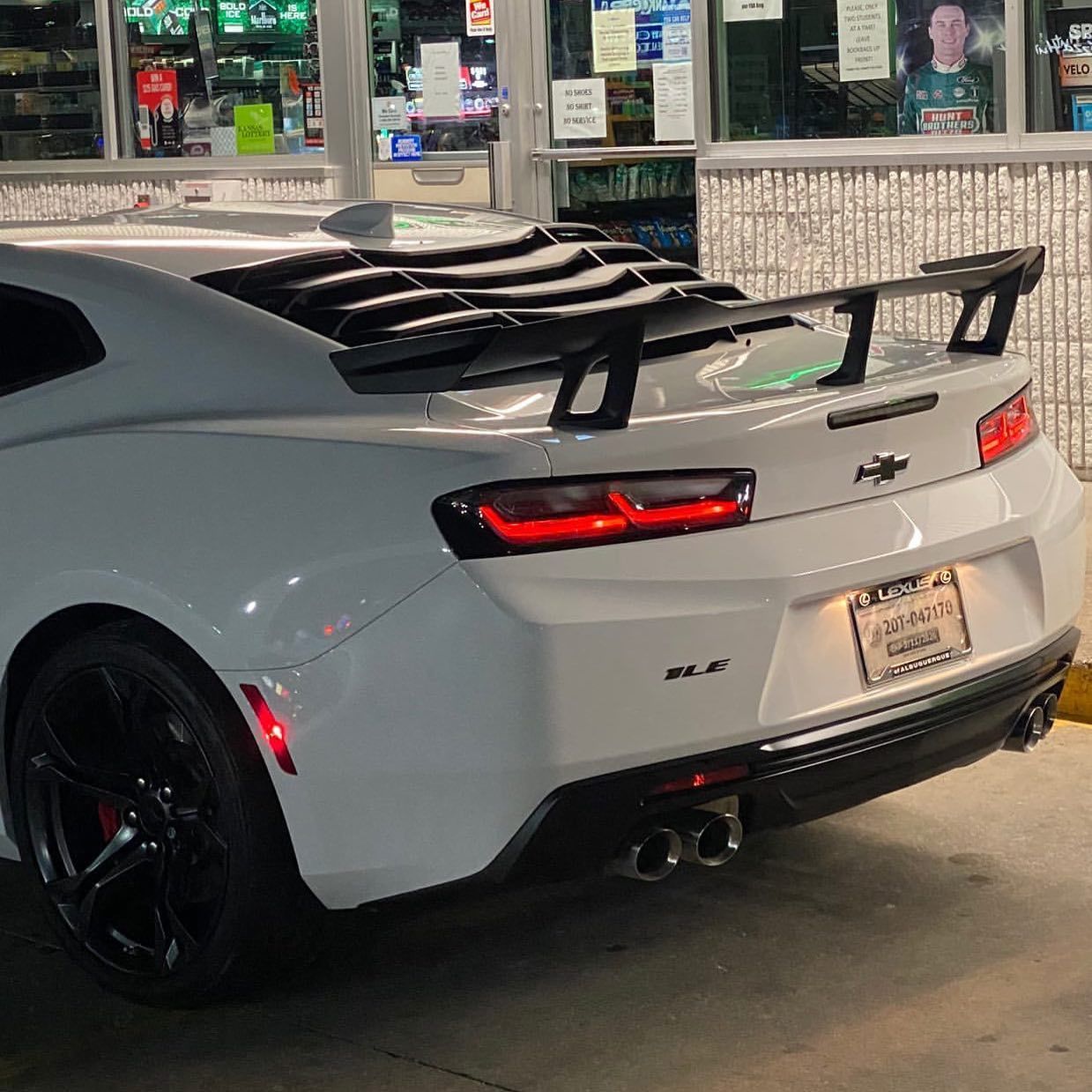 Customer photo review of Camaro Rear Trunk Spoiler | ZL1 1LE Performance Package