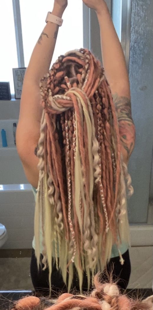 Customer photo review of Dusty Pink  - (1 pack of 5 Dreads)