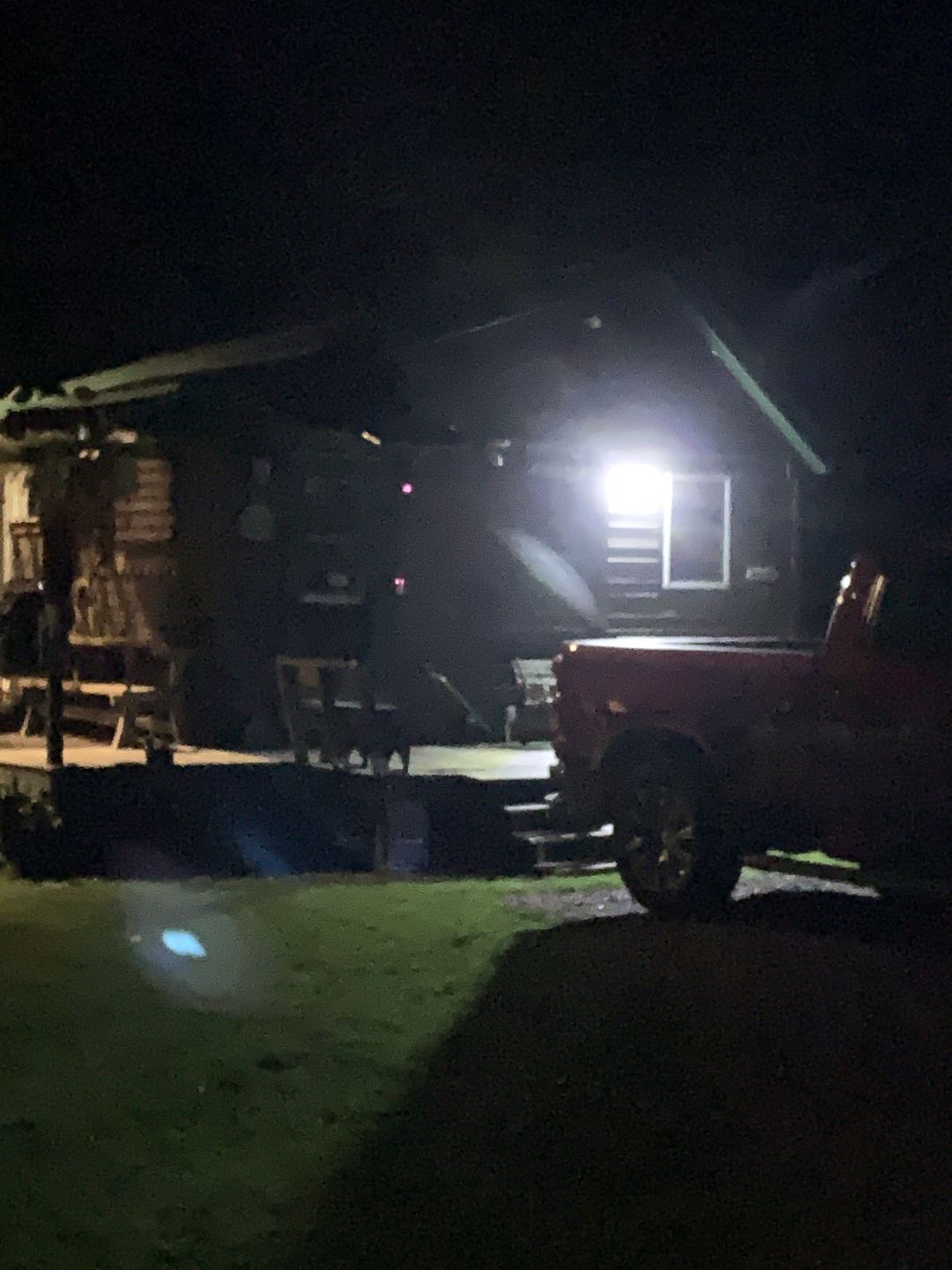 Customer photo review of 118 LED Solar Light 1000 Lumens